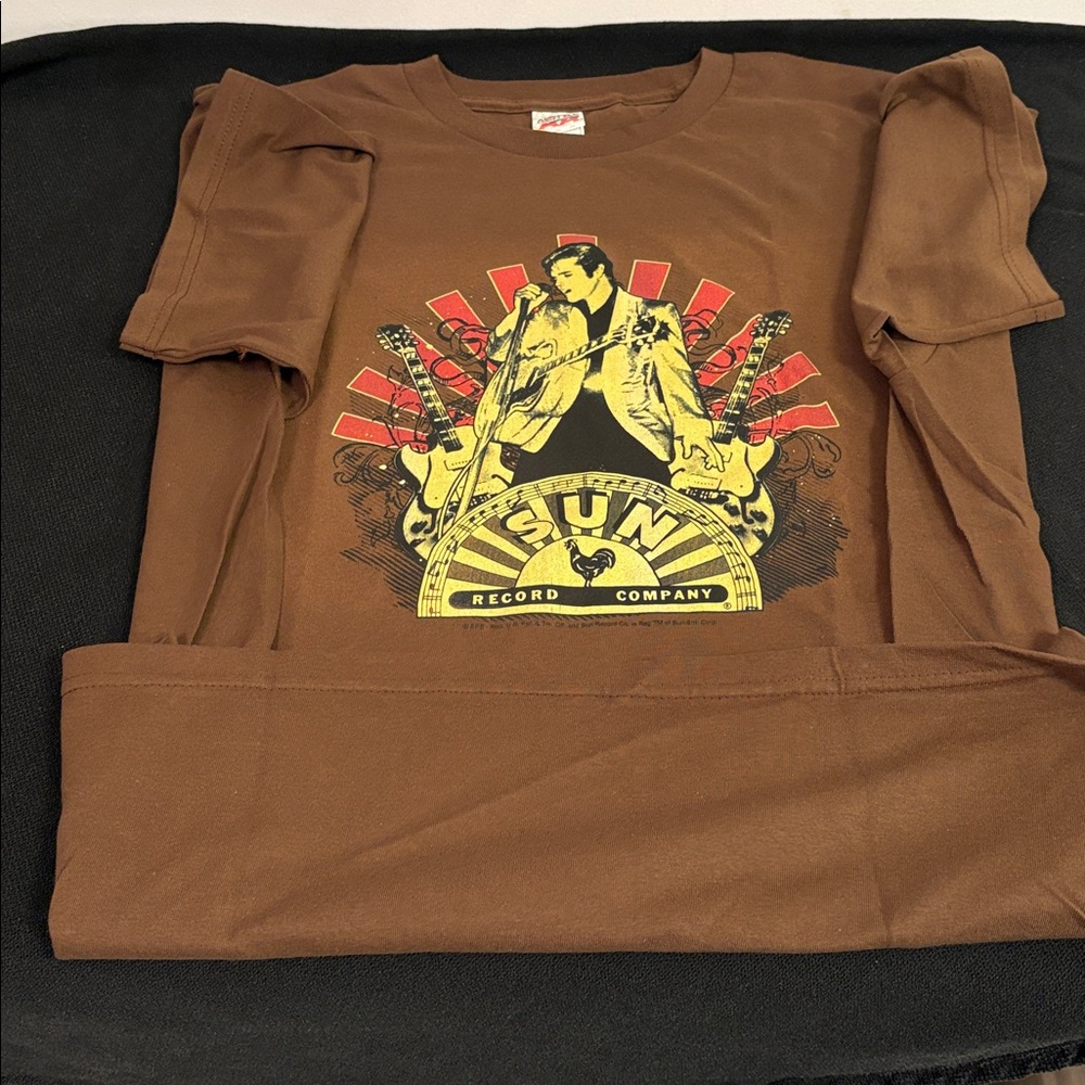 Elvis Presley Sub Records Brown Graphic T-Shirt